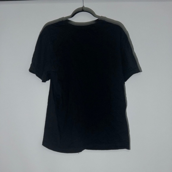 Nike Shirt Men’s Large Black With Red Swoosh Logo Athletic Short Sleeve T-Shirt - Picture 2 of 4